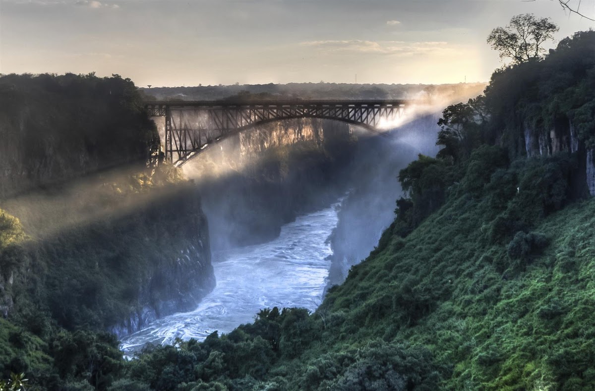 bridge-victoria-falls-town-zimbabwe.jpg.jpg