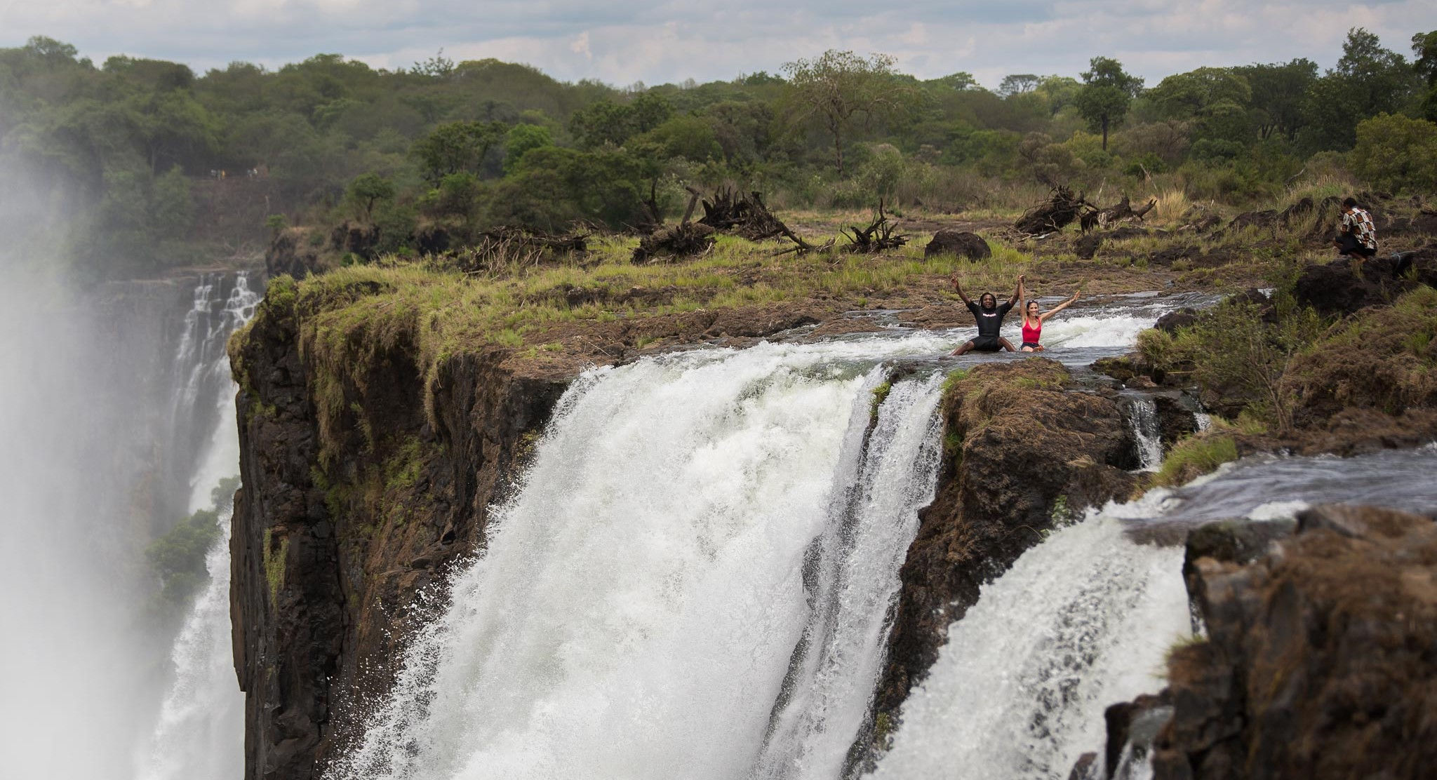 victoria-falls-devils-pool-zambia.jpg